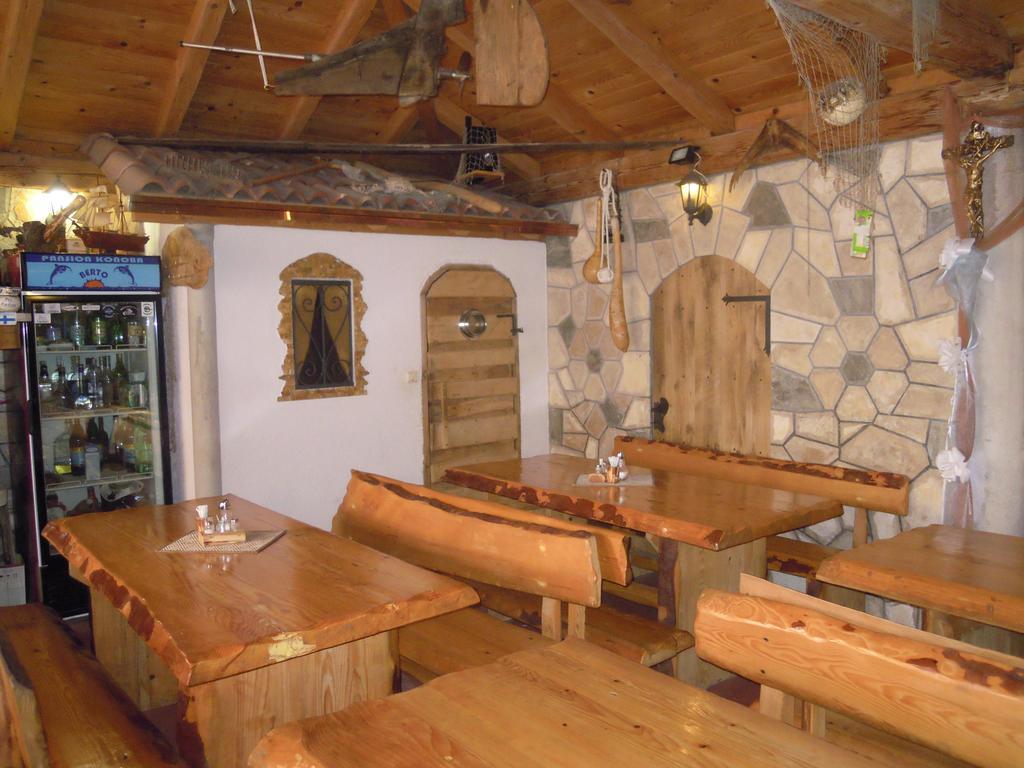 Guest House Berto Crikvenica Kültér fotó